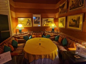 Lire la suite à propos de l’article Table de Palais