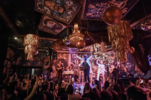 Lire la suite à propos de l’article L’Épicurien